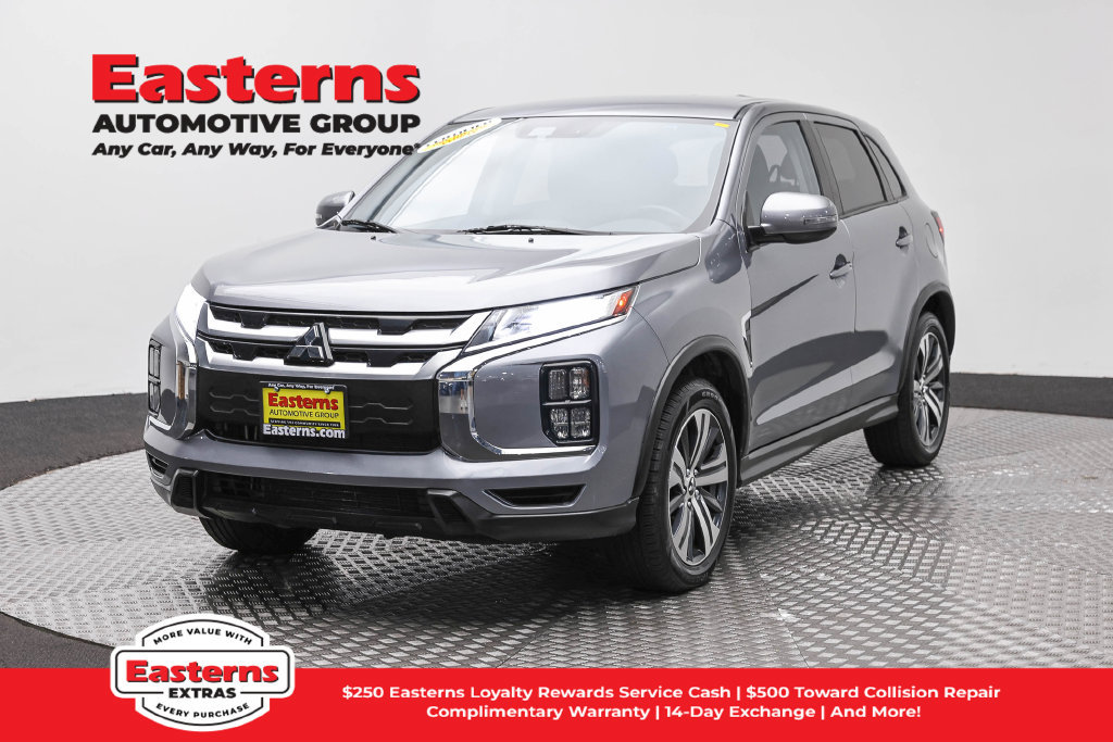 Used 2022 Mitsubishi Outlander Sport SE FWD image 1