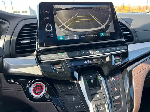 New 2026 Honda Odyssey Touring image 23