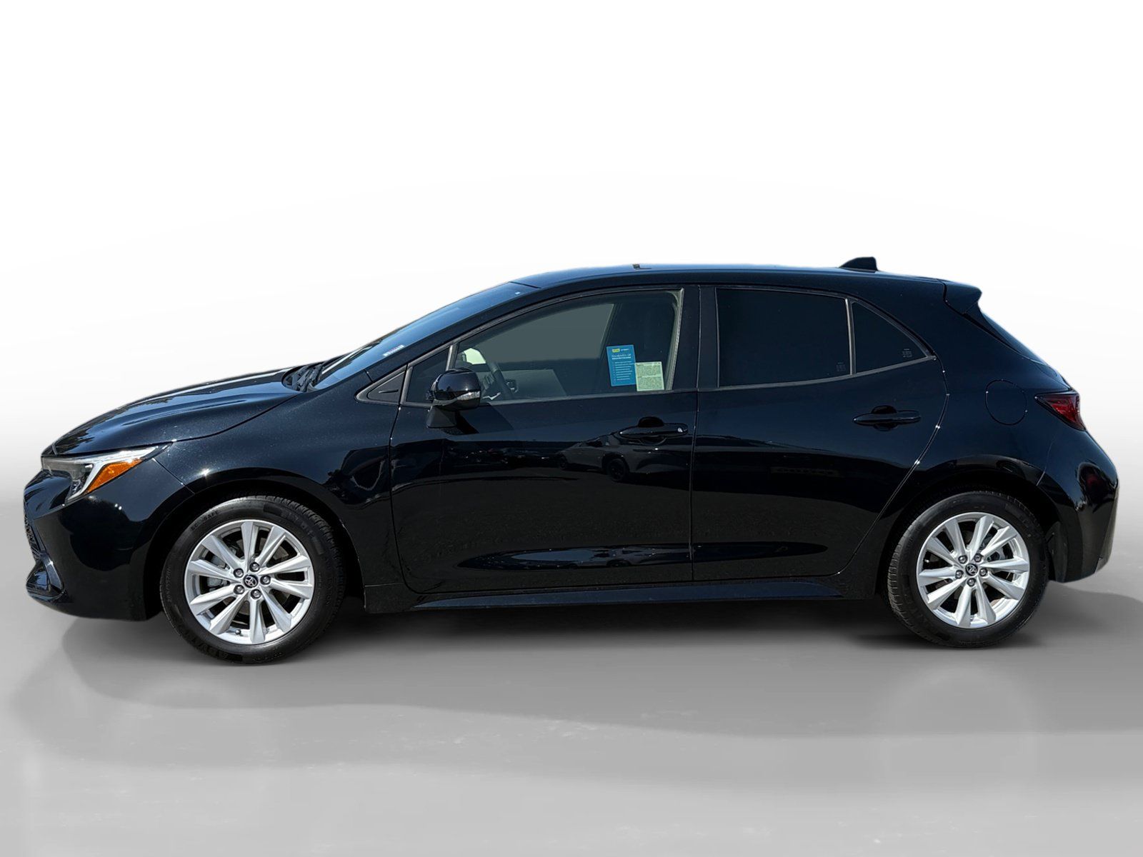 Used 2023 Toyota Corolla SE w/ SE Premium Package FWD image 2