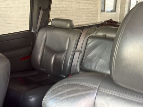 Used 2004 Chevrolet Silverado 2500 LT image 4