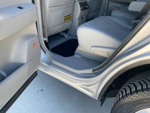 Used 2008 Toyota Highlander Limited AWD/4WD image 34