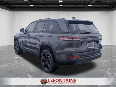 New 2025 Jeep Grand Cherokee Altitude