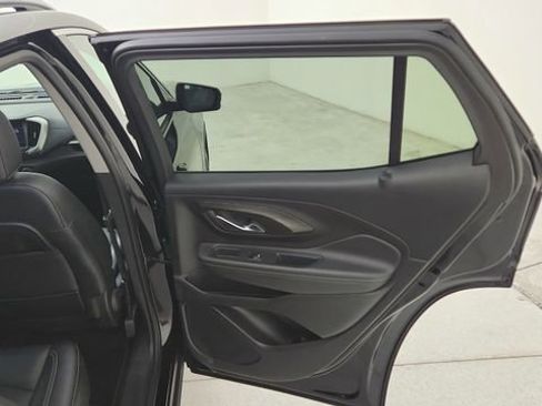 Used 2024 GMC Terrain SLT FWD image 23