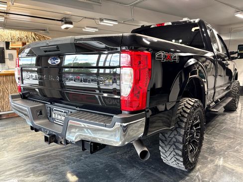 Used 2021 Ford F250 XL w/ STX Appearance Package image 13