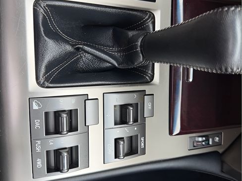 Used 2014 Lexus GX 460 Luxury AWD/4WD image 18