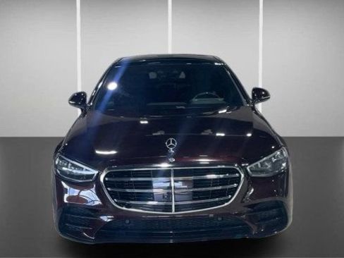 Used 2021 Mercedes-Benz S 580 4MATIC Sedan image 2