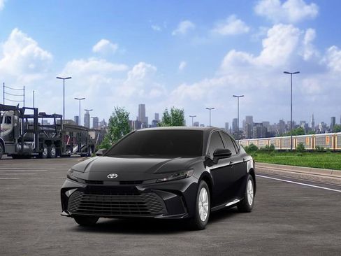 New 2026 Toyota Camry LE AWD/4WD image 18