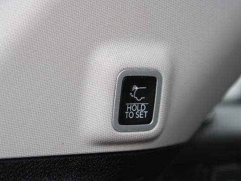 Used 2023 Jeep Grand Cherokee 30th Anniversary image 37