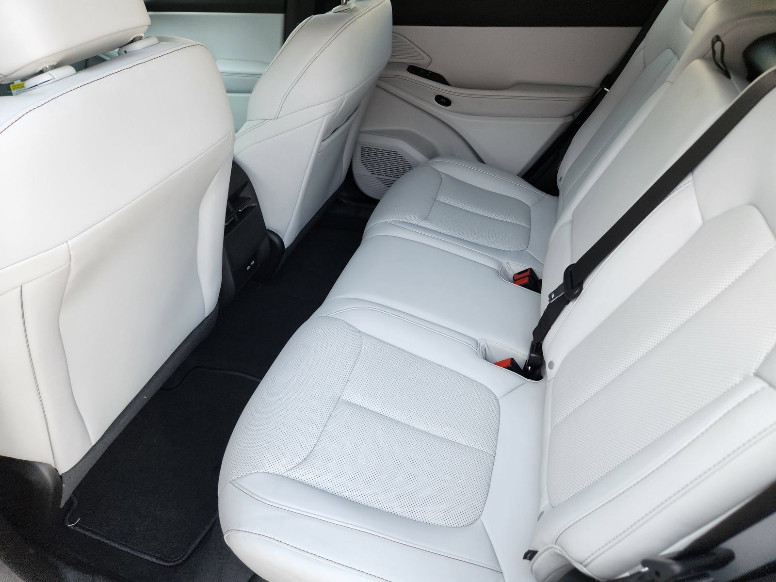 New 2026 Jeep Cherokee Limited AWD/4WD image 25