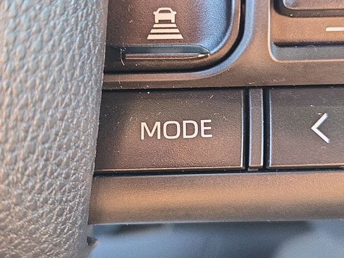 Used 2025 Toyota 4Runner SR5 image 26