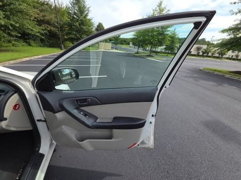 Used 2012 Kia Forte EX FWD image 16