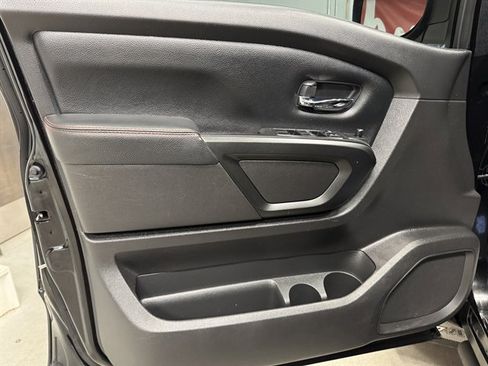 Used 2021 Nissan Titan PRO-4X image 13