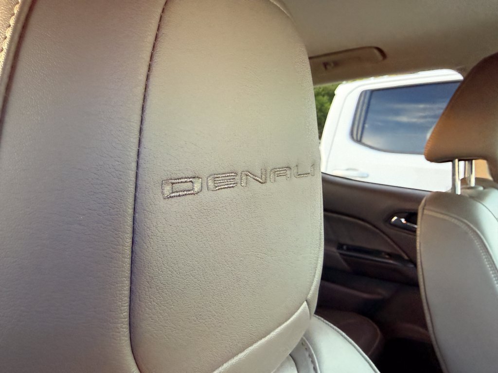Used 2021 GMC Canyon Denali AWD/4WD image 10