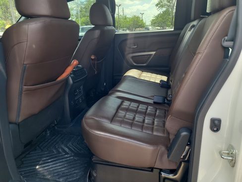 Used 2021 Nissan Titan Platinum Reserve w/ Moonroof Package image 11