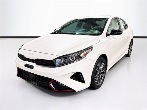 Used 2023 Kia Forte GT-Line w/ GT-Line Premium Package image 3