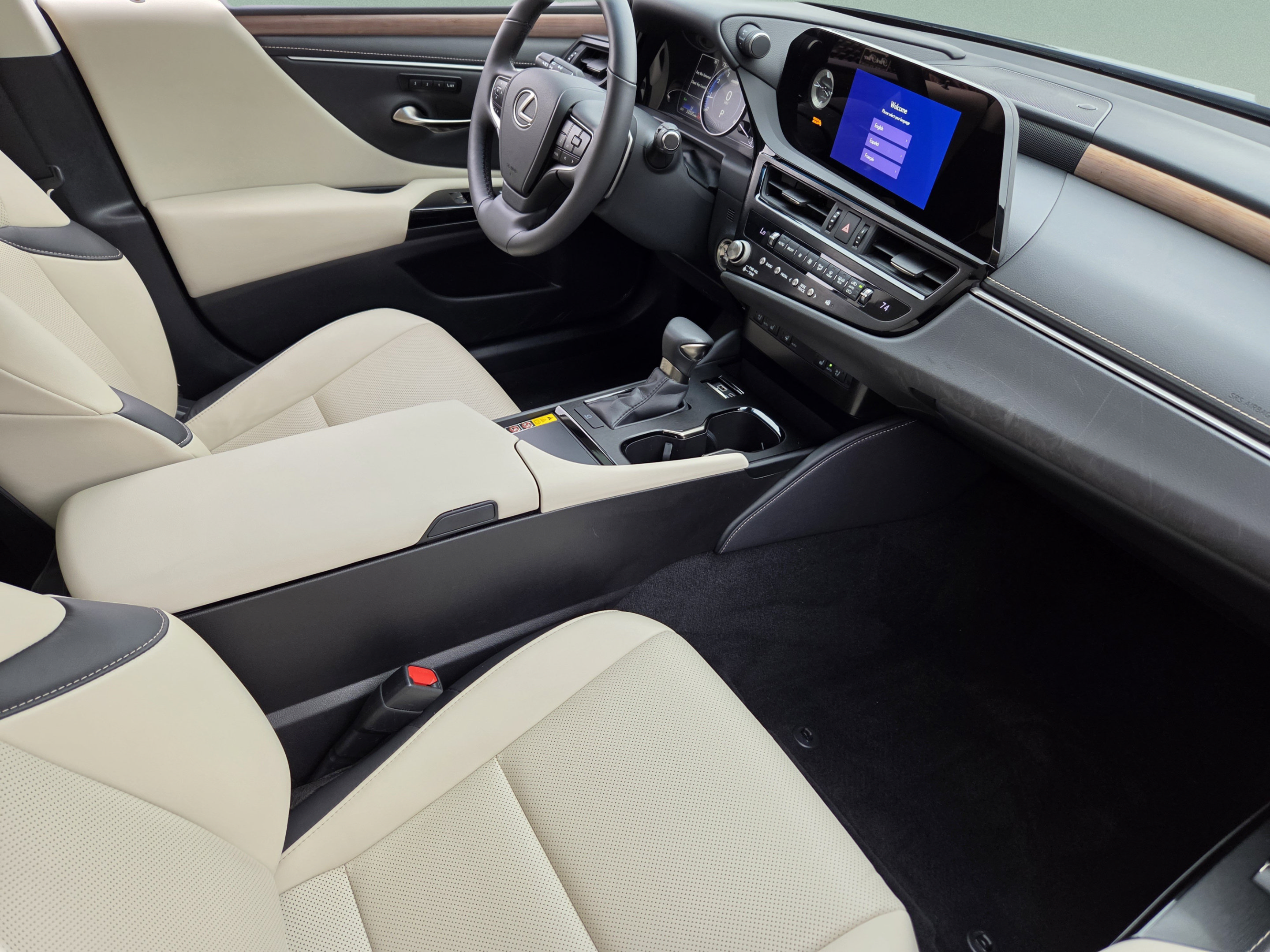 Used 2024 Lexus ES 350 w/ Premium Package FWD image 8