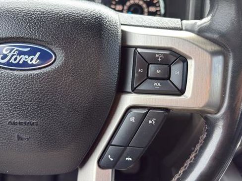 Used 2020 Ford F150 Platinum AWD/4WD image 15
