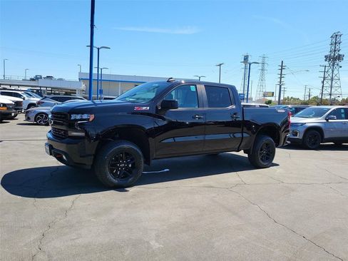 Used 2021 Chevrolet Silverado 1500 LT Trail Boss w/ Convenience Package II AWD/4WD image 32