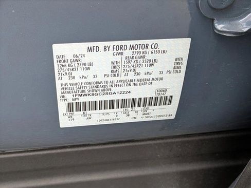 Used 2025 Ford Explorer ST image 22