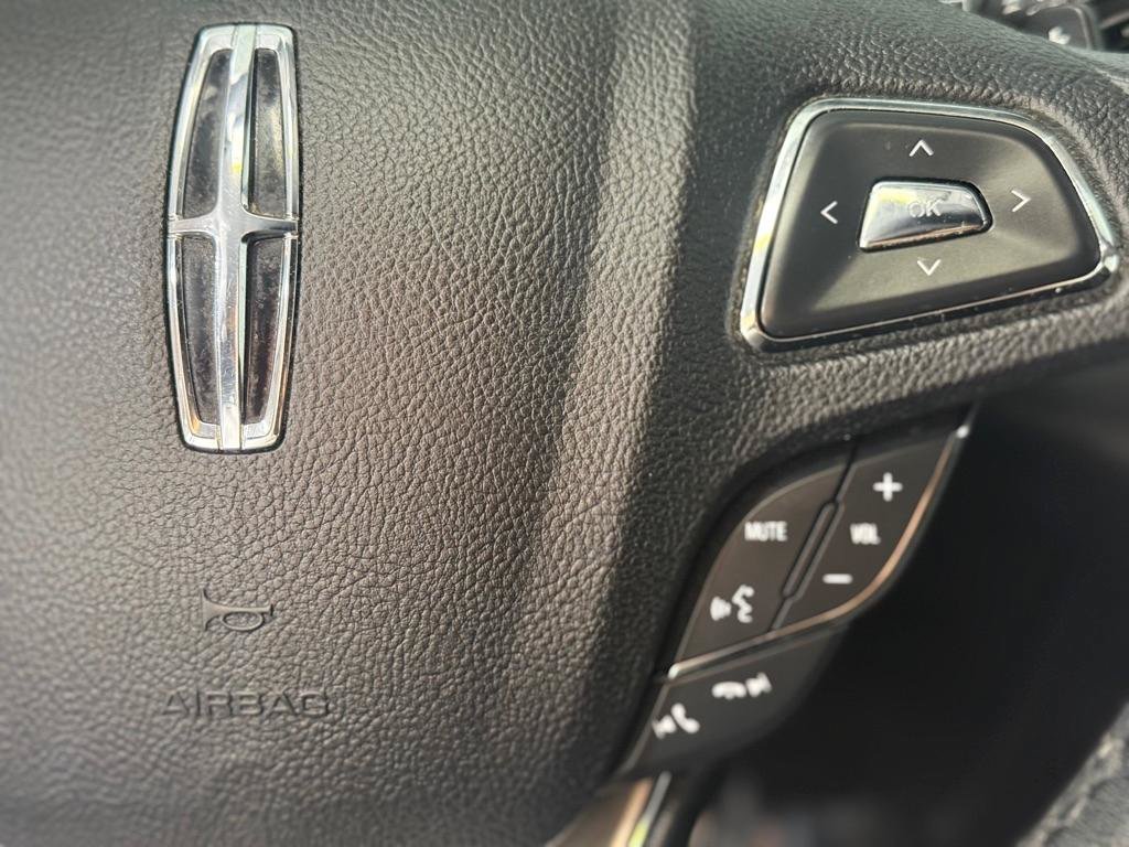 Used 2017 Lincoln MKC Premiere FWD image 29
