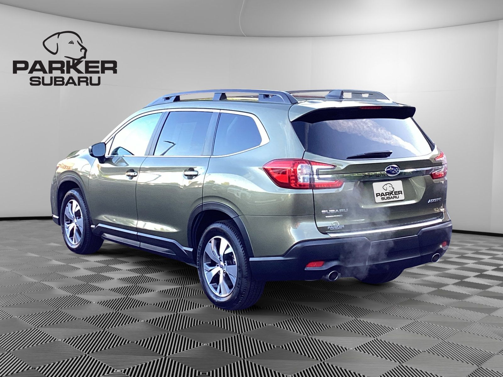 Used 2024 Subaru Ascent Premium AWD/4WD image 3