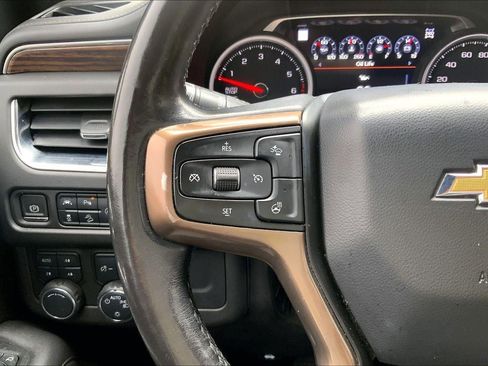 Used 2021 Chevrolet Suburban High Country image 18