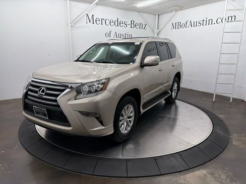 Used 2016 Lexus GX 460 w/ Premium Package AWD/4WD image 3