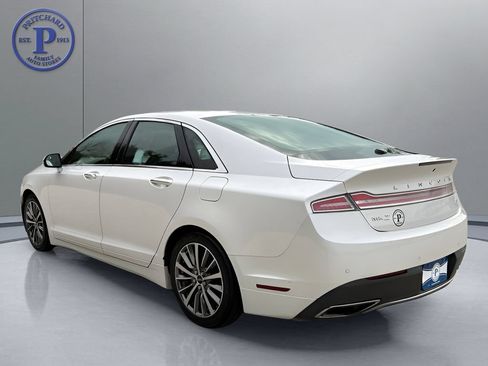 Used 2017 Lincoln MKZ Premiere FWD image 5