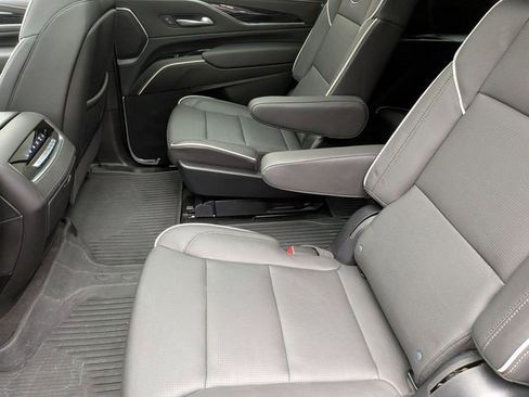 Certified 2024 Cadillac Escalade Sport w/ LPO, ONYX Package AWD/4WD image 22
