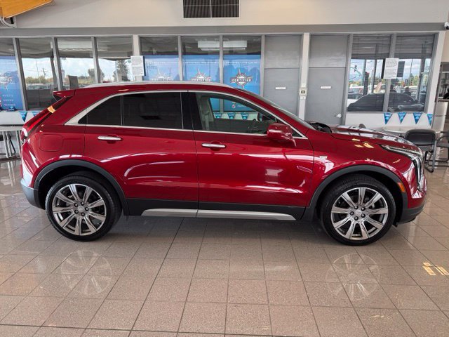 Used 2019 Cadillac XT4 Premium Luxury AWD/4WD image 2