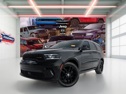 Used 2024 Dodge Durango GT image 1