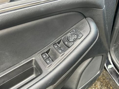 Used 2022 Ford Edge ST w/ Equipment Group 401A image 18