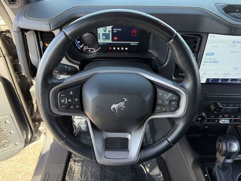 Used 2024 Ford Bronco Badlands AWD/4WD image 25