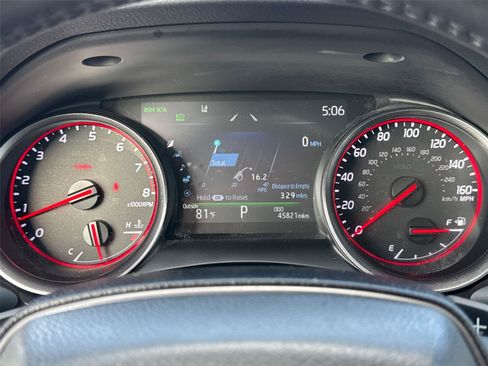 Used 2023 Toyota Camry XSE FWD image 32
