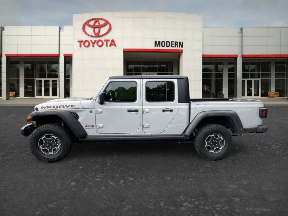Used 2023 Jeep Gladiator Mojave w/ Cold Weather Group AWD/4WD image 8