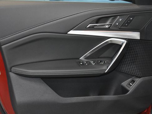 New 2026 BMW X1 xDrive28i w/ Technology Package image 3