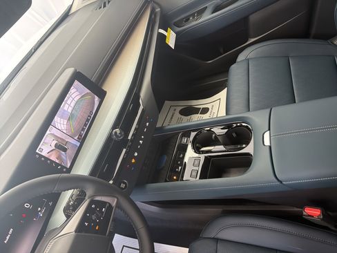 Used 2026 Nissan Murano Platinum image 15