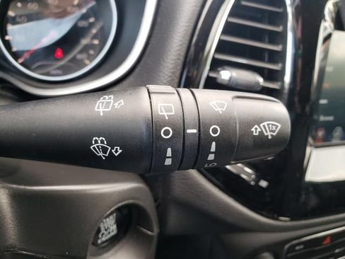 Used 2019 Jeep Compass Latitude AWD/4WD image 27