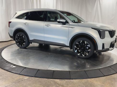 New 2026 Kia Sorento EX image 2