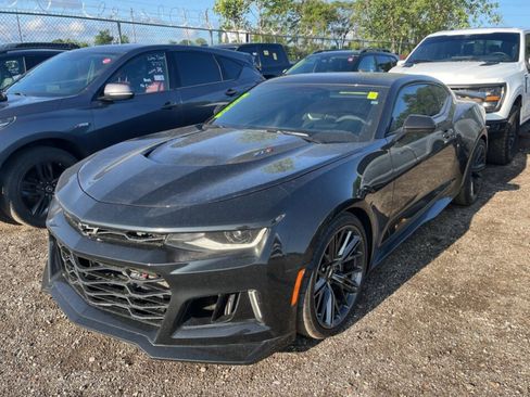 Used 2018 Chevrolet Camaro ZL1 RWD image 2