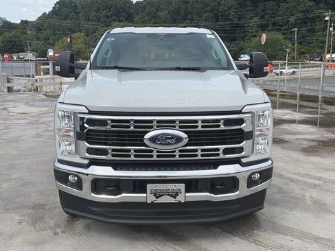 New 2026 Ford F250 XLT w/ FX4 Off-Road Package AWD/4WD image 6