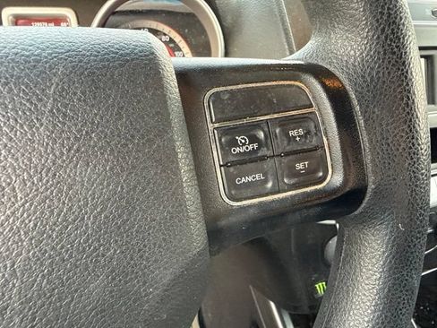 Used 2015 Dodge Journey American Value Package w/ Flexible Seating Group FWD image 17
