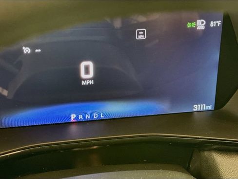 Used 2025 Chevrolet Colorado LT w/ LT Convenience Package RWD image 13