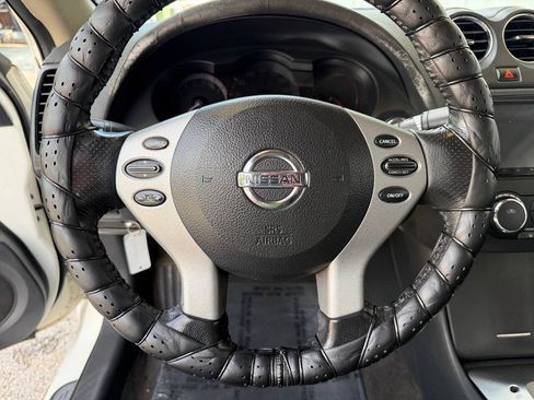 Used 2009 Nissan Altima 2.5 S w/ Convenience Pkg FWD image 18