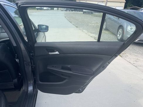 Used 2011 Honda Accord SE image 35