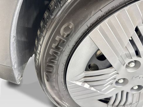 Used 2025 Kia K4 LX image 85