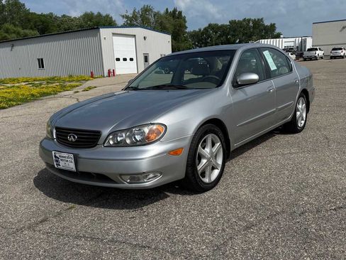 Used 2003 INFINITI I35 w/ Sunroof & Sunshade Pkg FWD image 1