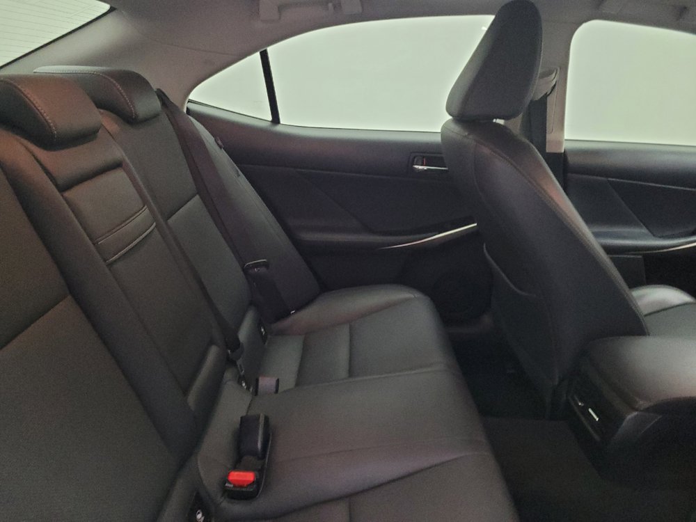 Used 2016 Lexus IS 200t RWD image 19