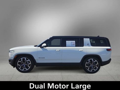 Used 2025 Rivian R1S Adventure Dual AWD/4WD image 5
