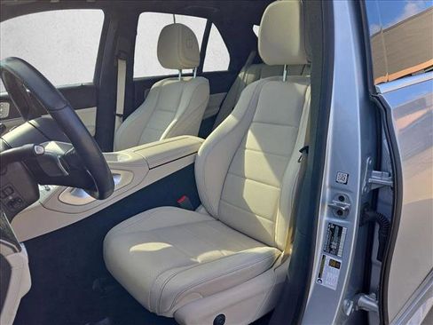 Used 2024 Mercedes-Benz GLE 450 4MATIC image 16